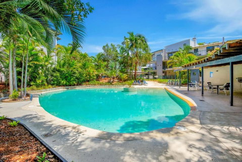 Baden 57 - Rainbow Shores Pools - Tennis Court - Walk To Beach - Aircon - Maitland Accommodation 0