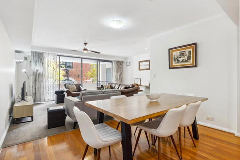 BANN2/5 - Bannister Heritage Hideaway - Maitland Accommodation 3
