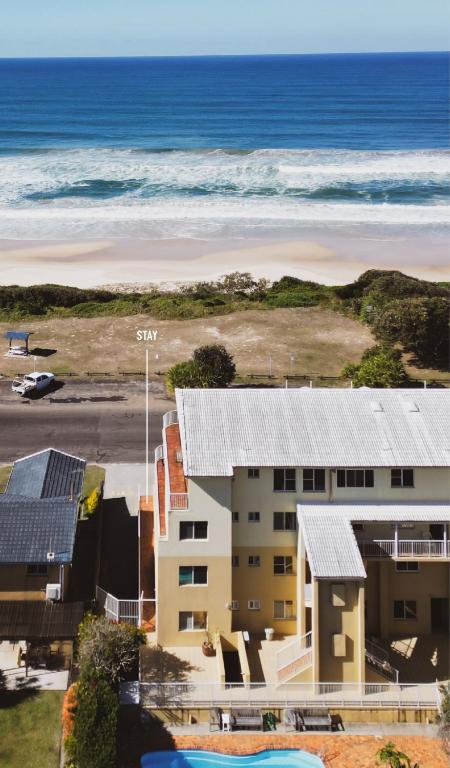 BAY PROPERTIES . Ocean Sounds - Maitland Accommodation 3