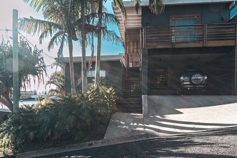 BAY PROPERTIES . The Big Chill - Maitland Accommodation 1