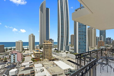 Chevron Renaissance Ocean View - Maitland Accommodation 21