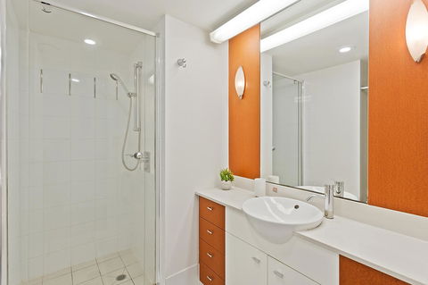 Chevron Renaissance Ocean View - Maitland Accommodation 22