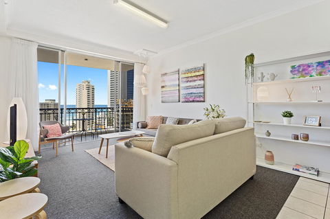 Chevron Renaissance Ocean View - Maitland Accommodation 12