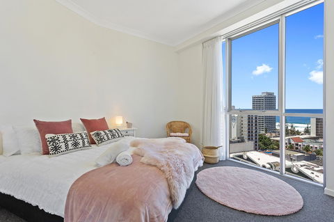 Chevron Renaissance Ocean View - Maitland Accommodation 18