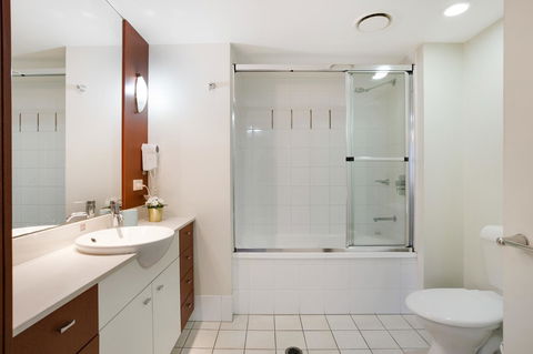 Chevron Renaissance Ocean View - Maitland Accommodation 5