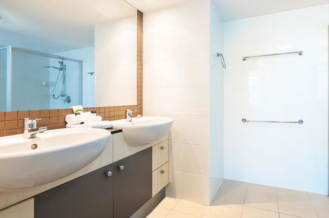 Trilogy Surfers Paradise - Maitland Accommodation 35