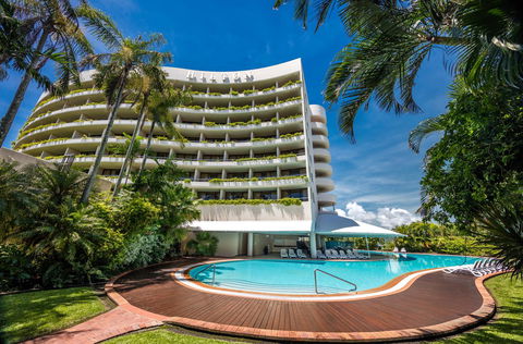 Hilton Cairns - Maitland Accommodation 0