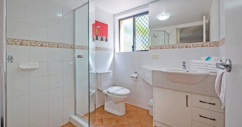 Burleigh On The Beach - Maitland Accommodation 22