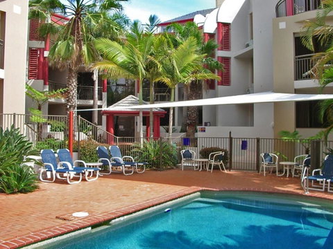 Burleigh On The Beach - Maitland Accommodation 6