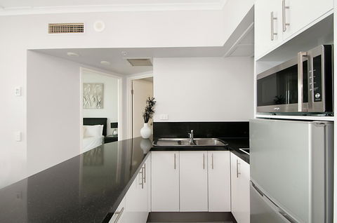 Maldives Resort Main Beach, Gold Coast - Maitland Accommodation 32