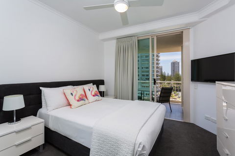 Maldives Resort Main Beach, Gold Coast - Maitland Accommodation 14