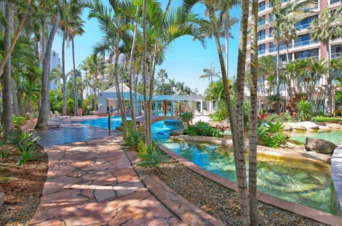 Deluxe King Room In Gold Tower - Maitland Accommodation 6