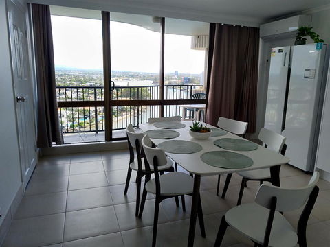 Silverton Apartment Resort Surfers Paradise - Maitland Accommodation 11