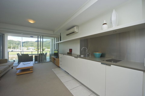 Blue On Blue Superior Studio Room 1241 - Maitland Accommodation 2