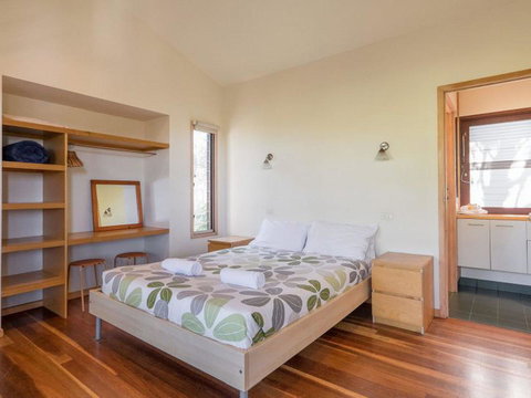 Laguna House - Maitland Accommodation 6