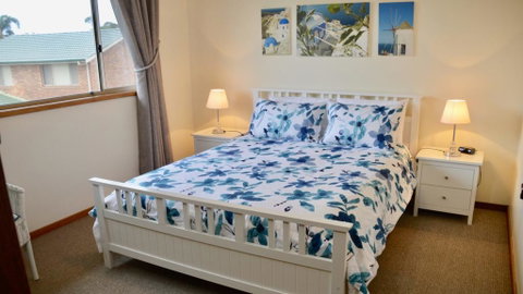 'Lighthouse Palms' - Maitland Accommodation 2