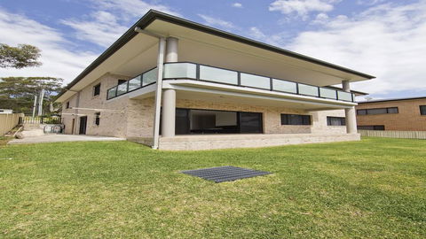 'Ocean To Beach' Luxury Hide Away - Maitland Accommodation 1