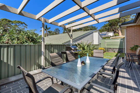 'Tween Bays', Ocean Beach Road, 3/39 - Maitland Accommodation 0