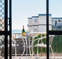 1 'BAHIA' 47 RONALD AVE - GREAT LOCATION WITH FILTERED WATER VIEWS - Maitland Accommodation