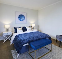 1 Bdrm Top Floor Apt With Sunroom - Maitland Accommodation