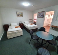 1 Lakeview Plaza - Maitland Accommodation
