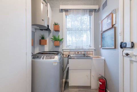 1 Private Double Room In Carramar 1 Minute Walk To Station - SHAREHOUSE - Maitland Accommodation 3