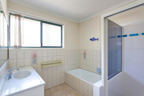 1-33 Tingira Close - Rainbow Beach, Gorgeous Ocean Views, Swimming Pool, Air Conditioning - Maitland Accommodation 1