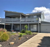 10 Hobart Road - Maitland Accommodation