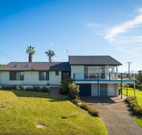 106 Ocean Parade Dalmeny - Maitland Accommodation