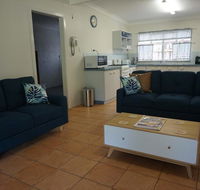 11 Bomburra Court - Rainbow Beach Comfortable Beach House Plenty of boat parking - Maitland Accommodation