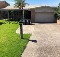 121 Montague Avenue Kianga - Maitland Accommodation