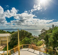 13 Brownell Drive Wategos Beach - Beach House