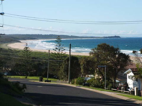 16 Haddrill Parade - Maitland Accommodation 0