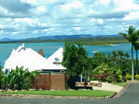 1770 Sovereign Lodge Retreat - Maitland Accommodation 2