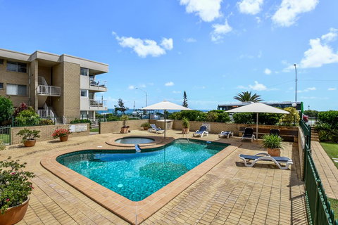 2 Bedroom Top Floor Unit - Ocean Views And Pool - Maitland Accommodation 3