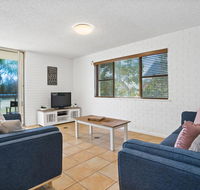 2/56 Lawson StreetClarkes Beach