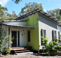 24 Esprit Drive - Beach home with open plan living and walking distance to beach - Maitland Accommodation