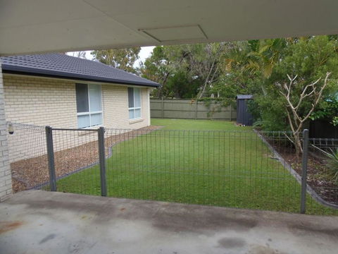 26 Kurana Street - Rainbow Beach, Stroll To The Beach And Shops - Maitland Accommodation 2