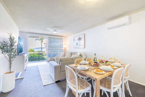 Bella Vista, 8-19 Shoal Bay Rd - Views, Air Con And Wi-Fi - Maitland Accommodation 1