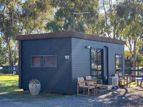 C And C Backpack - Maitland Accommodation 2