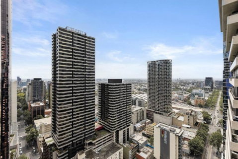 City View 2 Bedroom Apartment In The Heart Of Melbourne - Maitland Accommodation 0