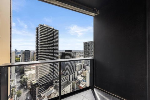 City View 2 Bedroom Apartment In The Heart Of Melbourne - Maitland Accommodation 3