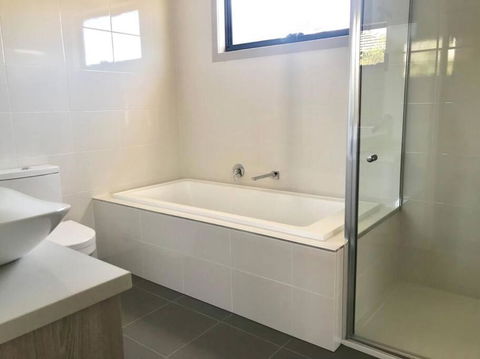 D111 Special Melbourne Retreat - Maitland Accommodation 1