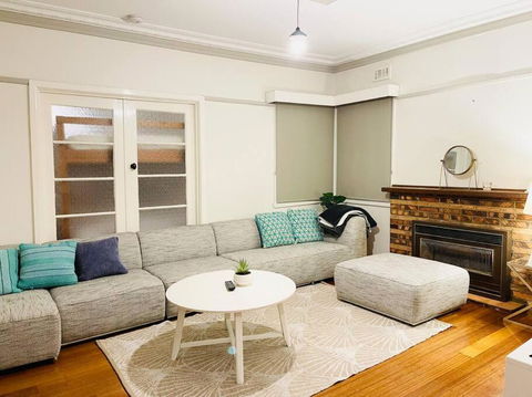 D115 Exquisite Natural Stay - Maitland Accommodation 3