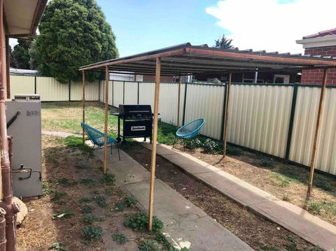 D118 Cawood Family Stay - Maitland Accommodation 1