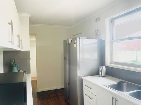 D118 Cawood Family Stay - Maitland Accommodation 2