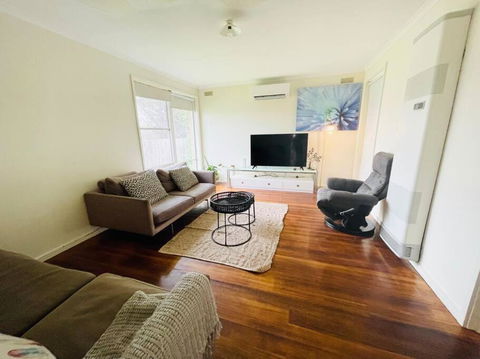 D118 Cawood Family Stay - Maitland Accommodation 3
