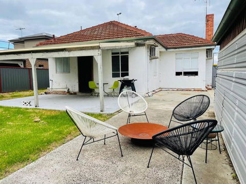 D123 Super Sun Shine Stay - Maitland Accommodation 0