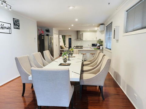 D130 The Link Fantasy Place - Maitland Accommodation 1