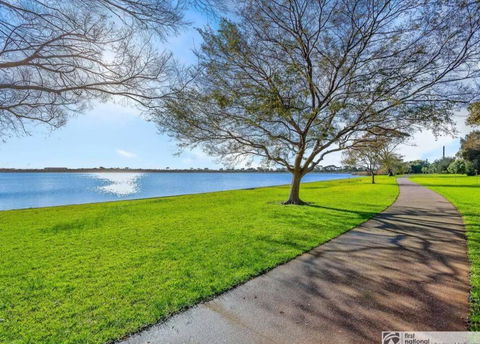D132 Well Keep Secret Lake Home - Maitland Accommodation 0